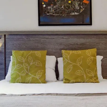 Aparthotel Sejours & Affaires Ferrand Park Republique 2*