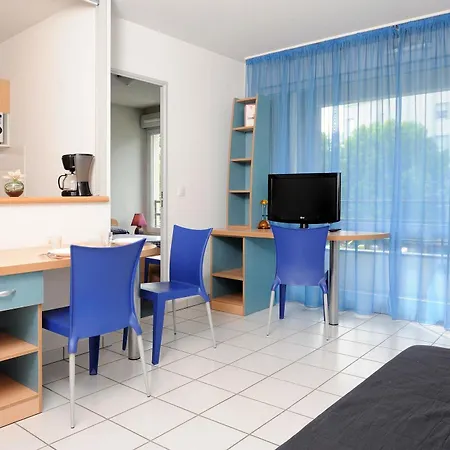 Aparthotel Sejours & Affaires Ferrand Park Republique