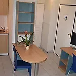 Sejours & Affaires Ferrand Park Republique Aparthotel 2*