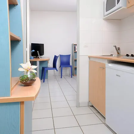 Ξενοδοχείο με διαμερίσματα Sejours & Affaires Ferrand Park Republique