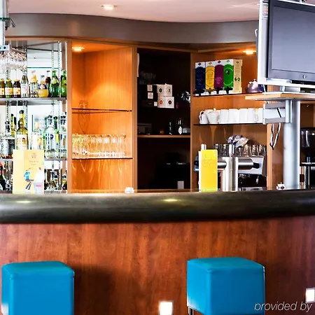 Sejours & Affaires Ferrand Park Republique 2*