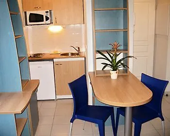 Sejours & Affaires Ferrand Park Republique 2* Κλερμόν Φεράν