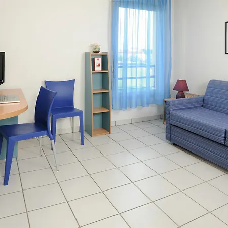 Sejours & Affaires Ferrand Park Republique Lejlighedshotel 2*
