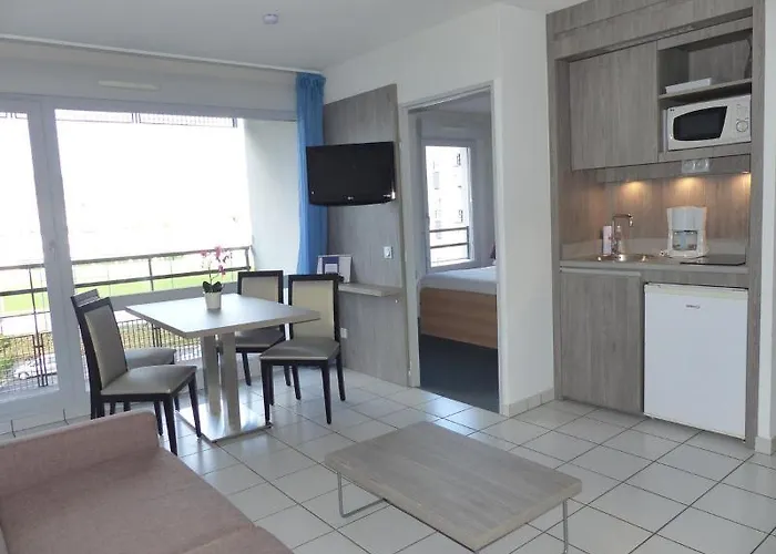 Aparthotel Sejours & Affaires Ferrand Park Republique 2*