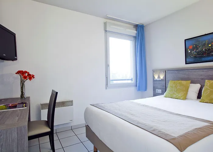 Sejours & Affaires Ferrand Park Republique 2* Clermont-Ferrand