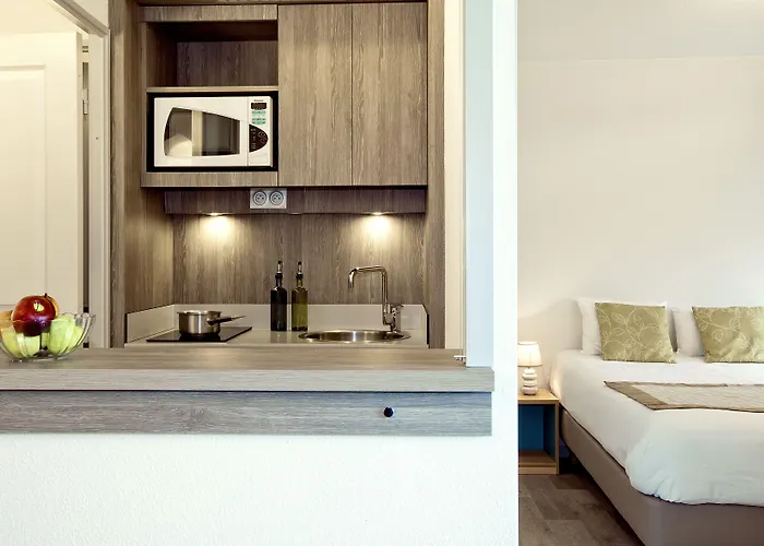 Sejours & Affaires Ferrand Park Republique Aparthotel 2*