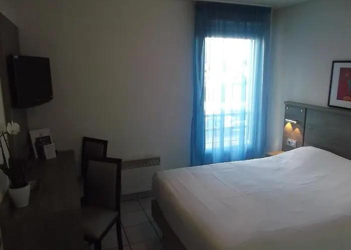 Aparthotel Sejours & Affaires Ferrand Park Republique 2*